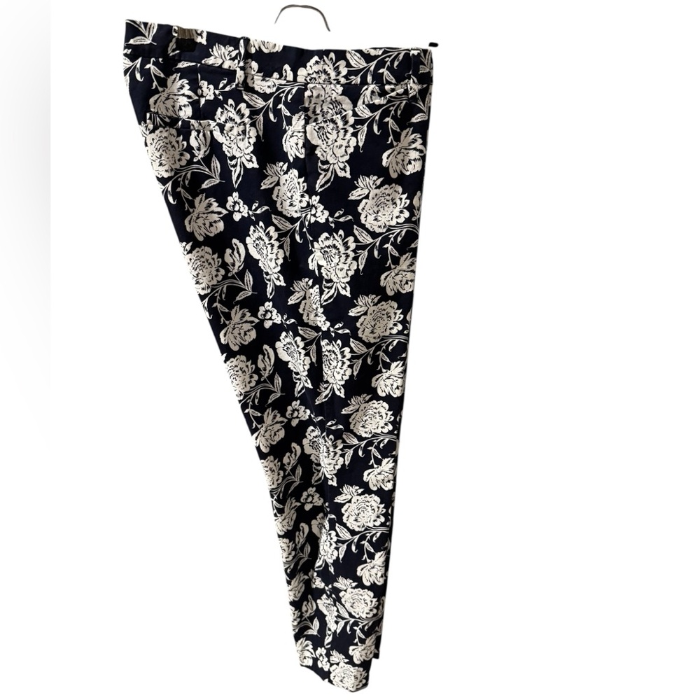 GAP Navy and White Floral Pants